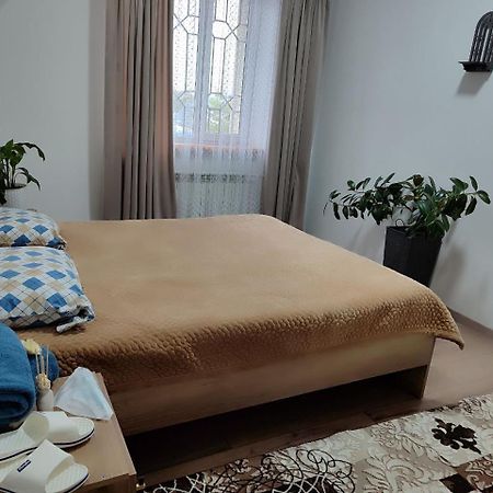 Amanat Guest House Bishkek Exterior foto