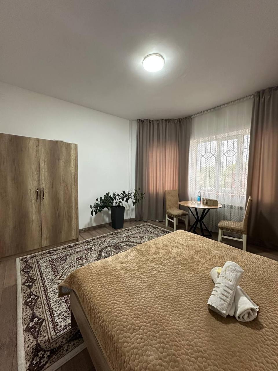 Amanat Guest House Bishkek Exterior foto