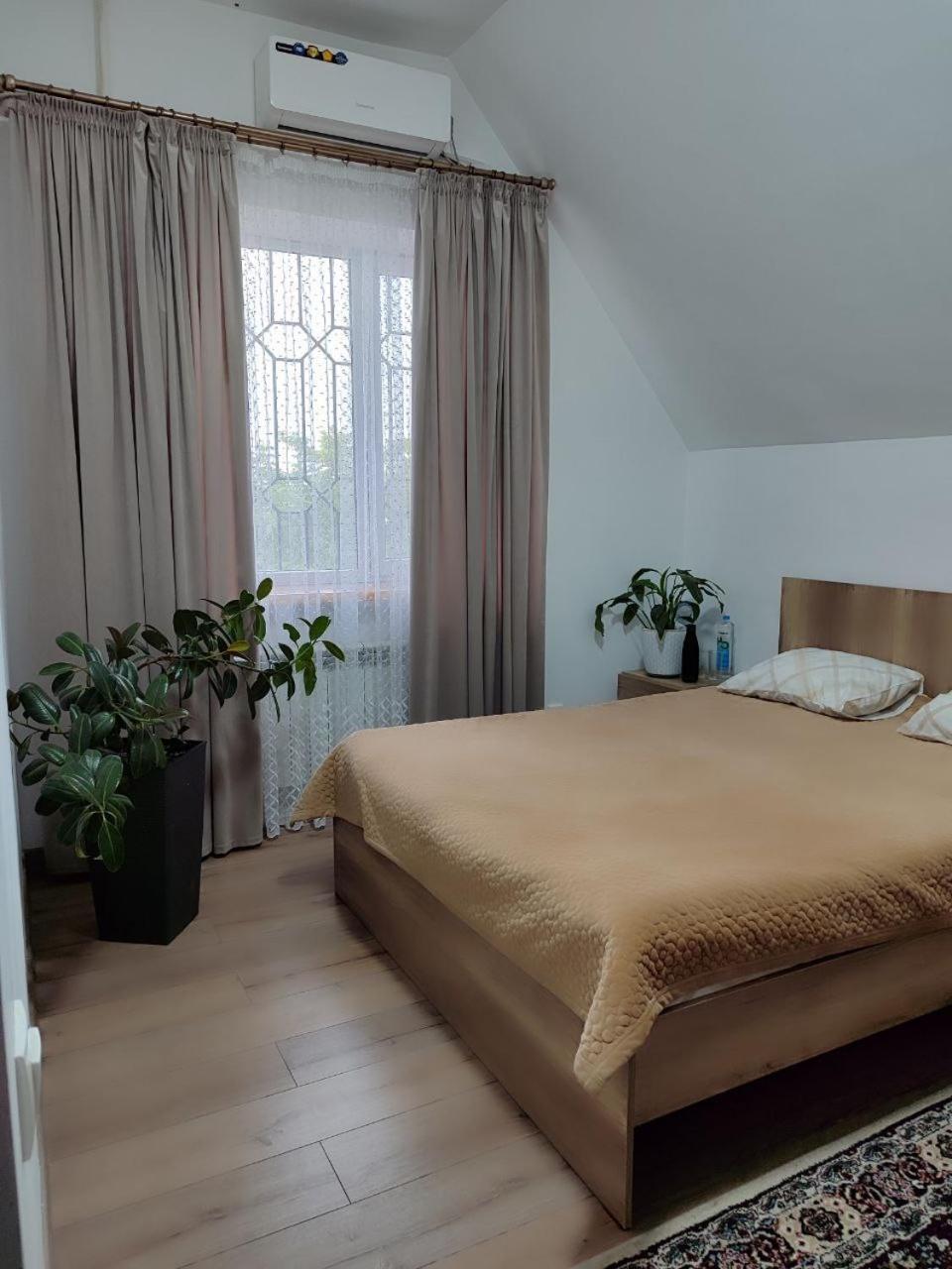 Amanat Guest House Bishkek Exterior foto