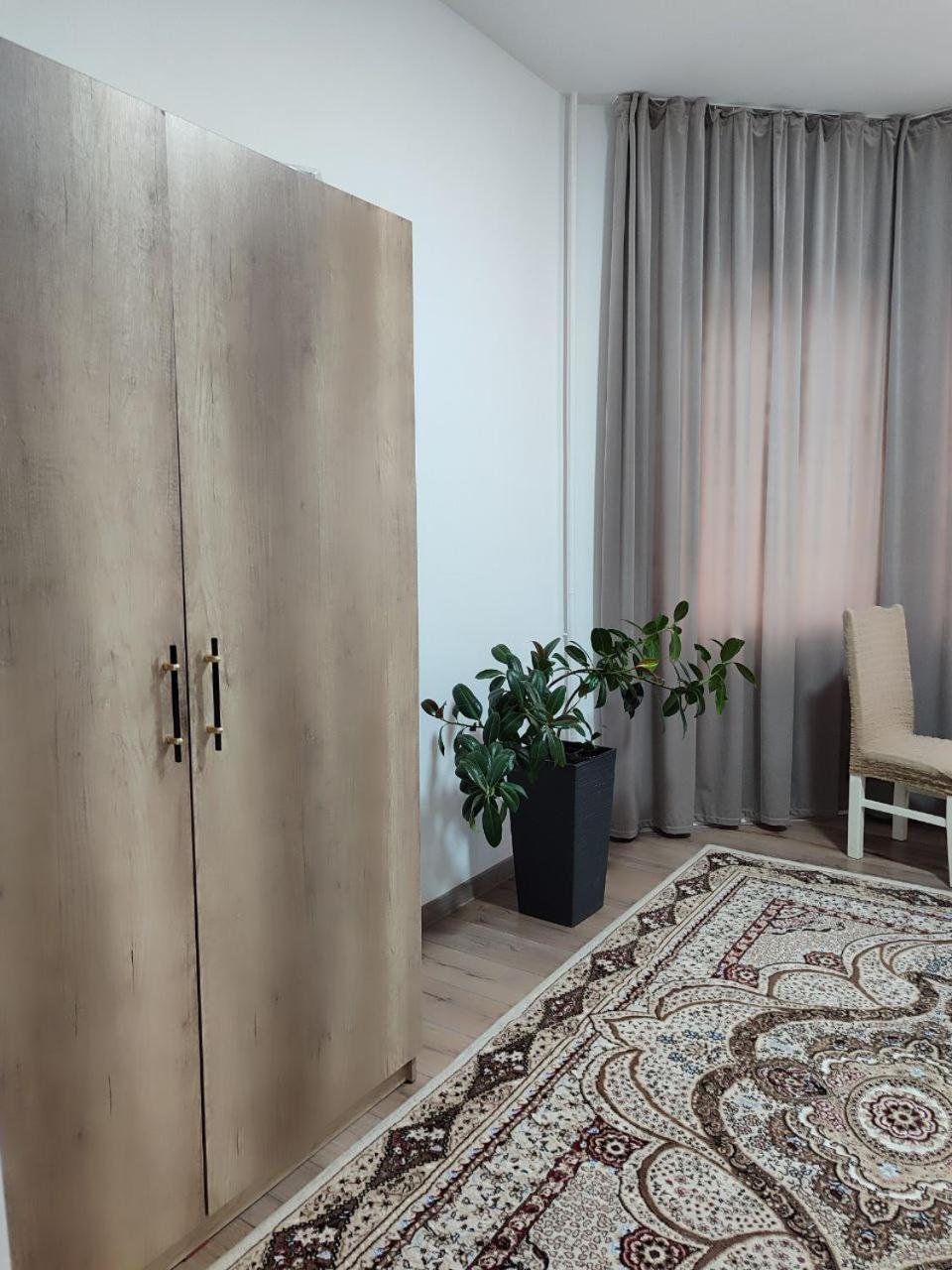 Amanat Guest House Bishkek Exterior foto